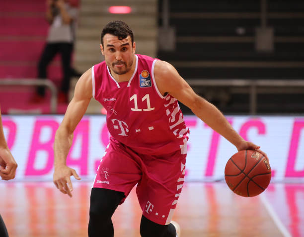 步行者送鹈 步行者送鹈