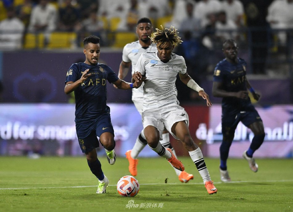 称霸榜首 称霸榜首