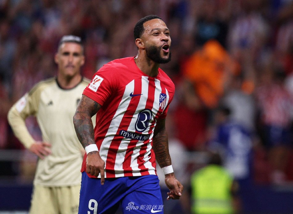 他在关键时 他在关键时